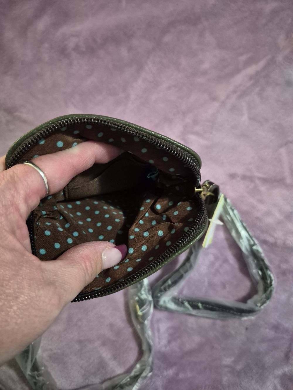 Chala Green Frog Applique Crossbody Bag with Striped Body - Picture 4 of 4